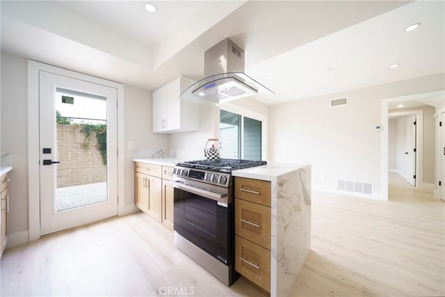 4809 E Wasatch, Anaheim, CA 92807