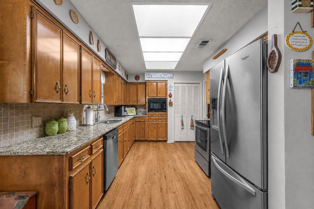 1455 Warrington Court, Fort Worth, TX 76112