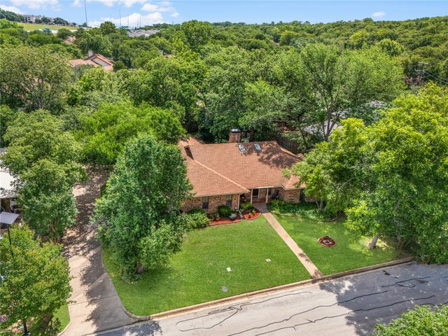 1455 Warrington Court, Fort Worth, TX 76112