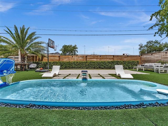 20210 SW 106th Court, Cutler Bay, FL 33189