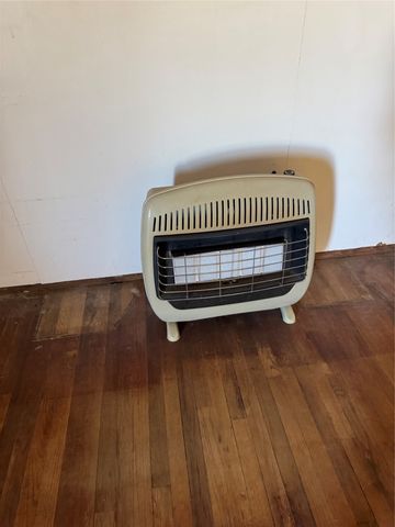 698 E Goeth Street, Lueders, TX 79533