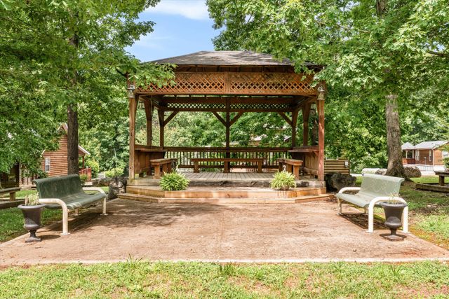 11845 US 41, Monteagle, TN 37356