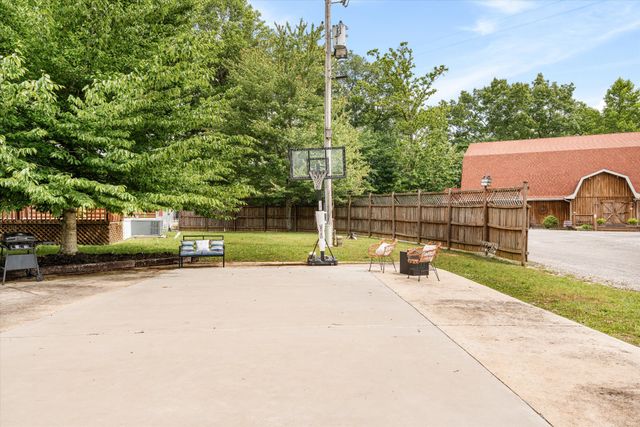 11845 US 41, Monteagle, TN 37356