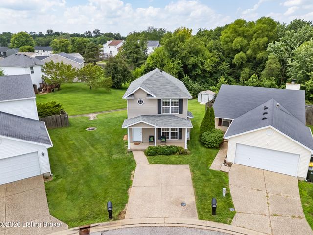 12202 Hideaway Ct, Louisville, KY 40245