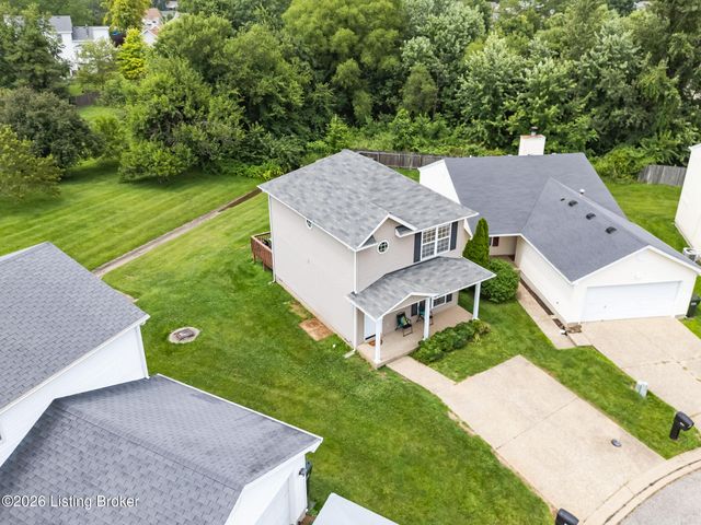 12202 Hideaway Ct, Louisville, KY 40245