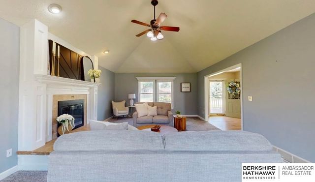 6469 Country Club Drive, Columbus, NE 68601