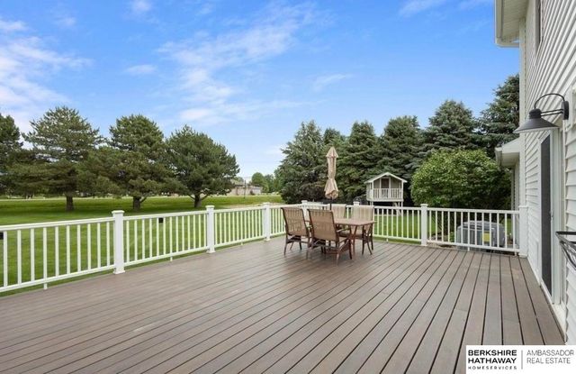 6469 Country Club Drive, Columbus, NE 68601