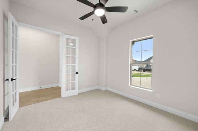 237 Pine Leaf Trail, Waxahachie, TX 75165