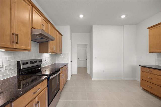 540 CARYA WAY, Auburndale, FL 33823