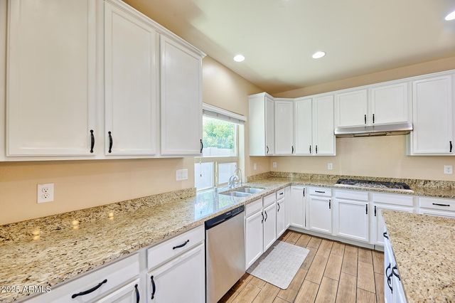 116 E Lynx Place, Chandler, AZ 85249