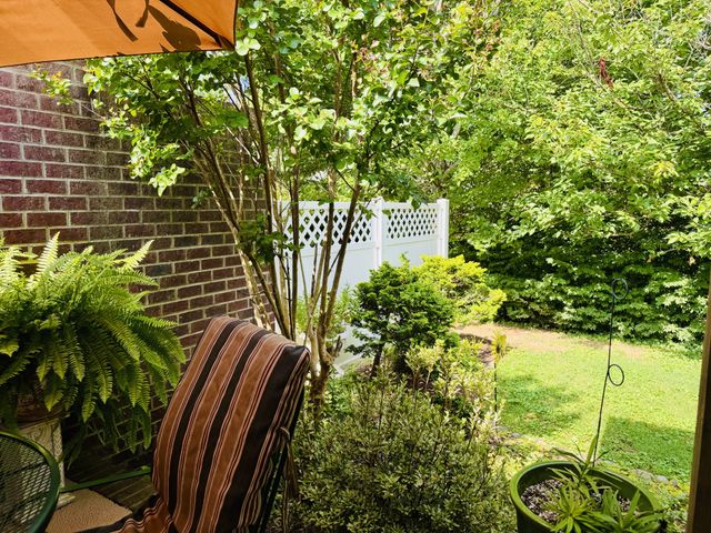 208 Indian Ridge Cir, White House, TN 37188