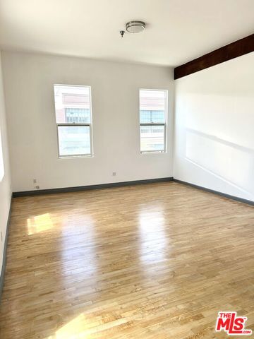 726 S Santa Fe Avenue 203, Los Angeles, CA 90021