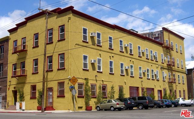 726 S Santa Fe Avenue 203, Los Angeles, CA 90021