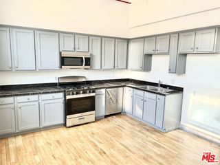 726 S Santa Fe Avenue 203, Los Angeles, CA 90021