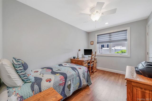 15 Evergreen Lane, East Patchogue, NY 11772