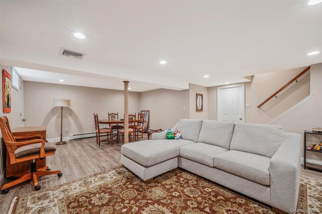 15 Evergreen Lane, East Patchogue, NY 11772
