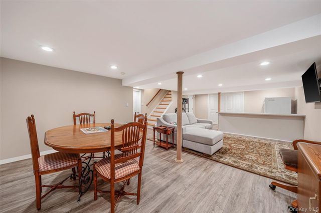 15 Evergreen Lane, East Patchogue, NY 11772