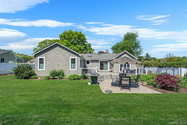 15 Evergreen Lane, East Patchogue, NY 11772