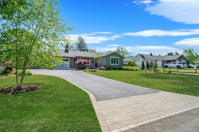 15 Evergreen Lane, East Patchogue, NY 11772