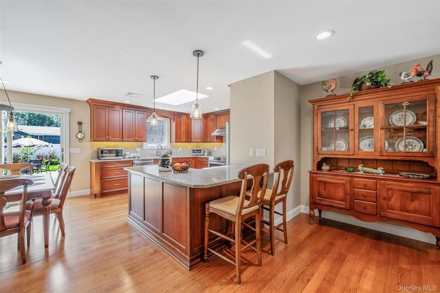 15 Evergreen Lane, East Patchogue, NY 11772