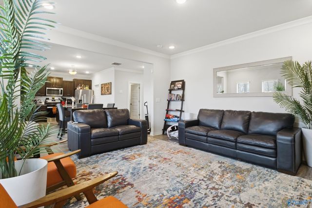 6018 Taramore Lane NW, Huntsville, AL 35806