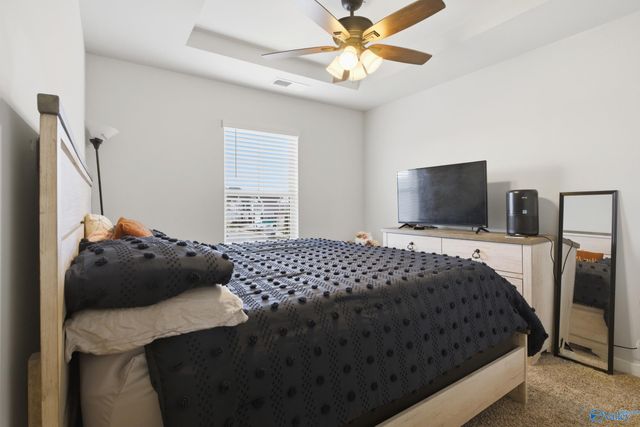 6018 Taramore Lane NW, Huntsville, AL 35806