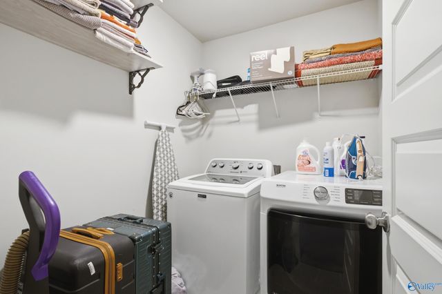 6018 Taramore Lane NW, Huntsville, AL 35806