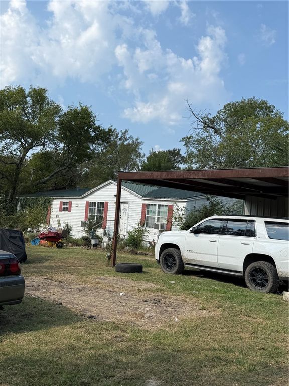 598 County Road 3201, Campbell, TX 75422