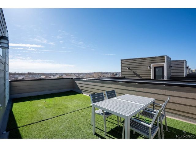 15858 E Broncos Pl, Englewood, CO 80112