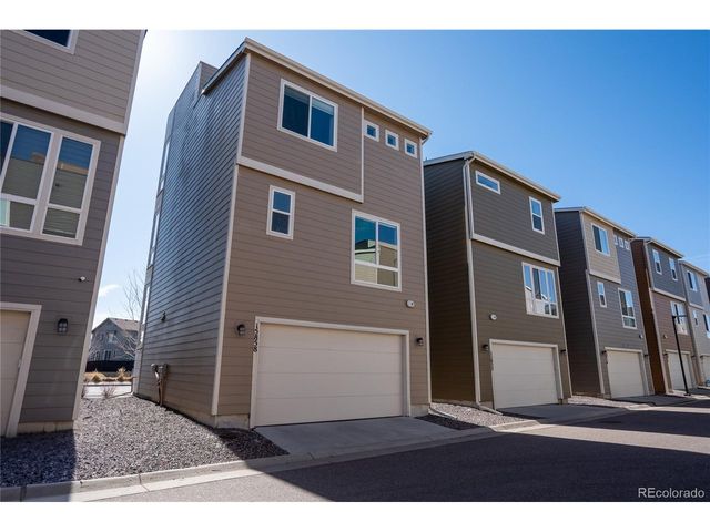 15858 E Broncos Pl, Englewood, CO 80112