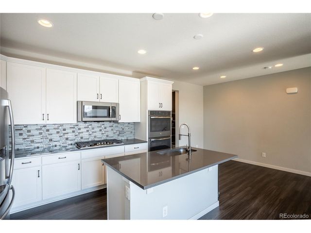 15858 E Broncos Pl, Englewood, CO 80112