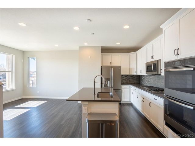15858 E Broncos Pl, Englewood, CO 80112
