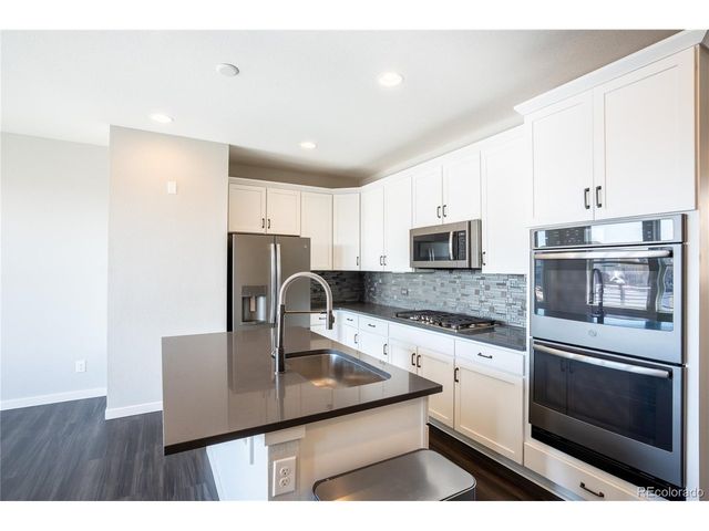 15858 E Broncos Pl, Englewood, CO 80112