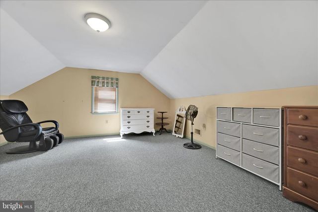 2516 CLEVELAND AV, West Lawn, PA 19609