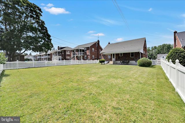 2516 CLEVELAND AV, West Lawn, PA 19609