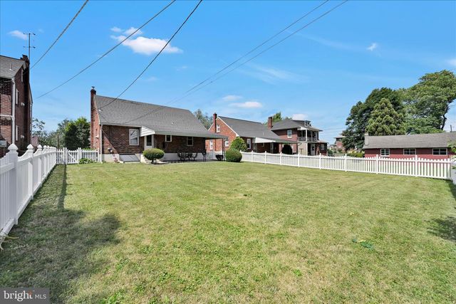 2516 CLEVELAND AV, West Lawn, PA 19609