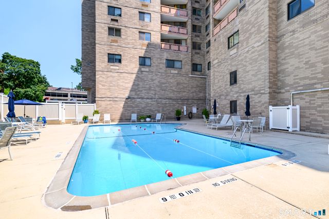 143 Hoyt Street APT 5K, Stamford, CT 06905