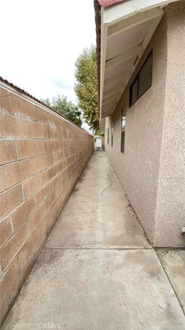 560 Boston Street, Hemet, CA 92545