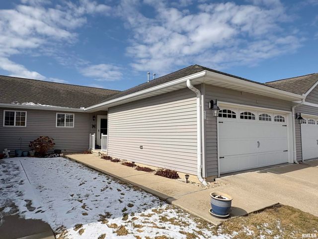 652 BITTERSWEET Avenue, Germantown Hills, IL 61548