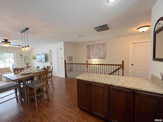 652 BITTERSWEET Avenue, Germantown Hills, IL 61548