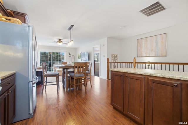 652 BITTERSWEET Avenue, Germantown Hills, IL 61548