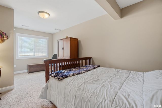 652 BITTERSWEET Avenue, Germantown Hills, IL 61548