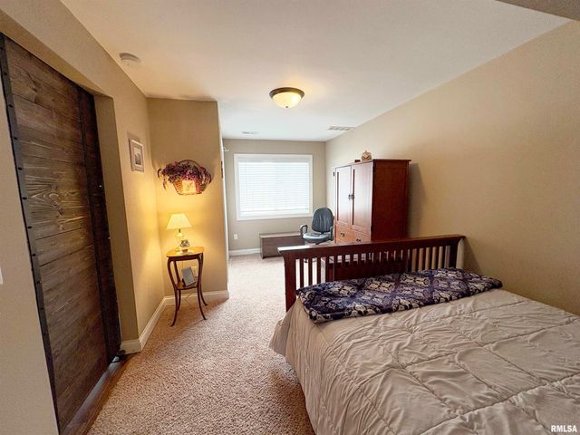 652 BITTERSWEET Avenue, Germantown Hills, IL 61548