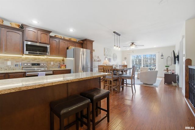 652 BITTERSWEET Avenue, Germantown Hills, IL 61548