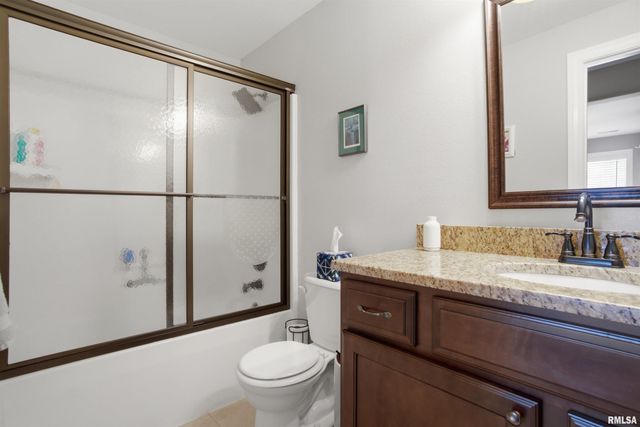 652 BITTERSWEET Avenue, Germantown Hills, IL 61548