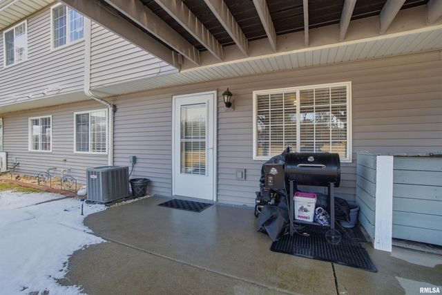 652 BITTERSWEET Avenue, Germantown Hills, IL 61548