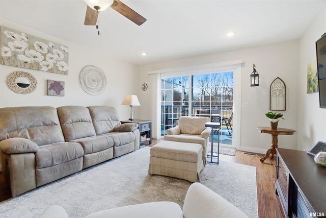 652 BITTERSWEET Avenue, Germantown Hills, IL 61548