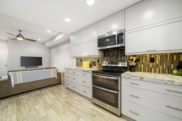 38417 Nasturtium Way, Palm Desert, CA 92211