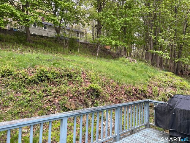 20 Whitaker Avenue, Norwich, CT 06360