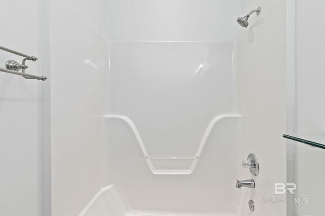 4 Yacht Club Drive 46, Daphne, AL 36526